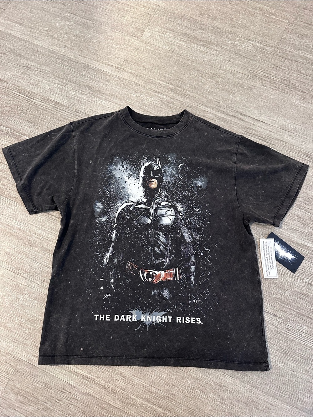 The Dark Knight Rises Batman Washed Graphic Tee XS
